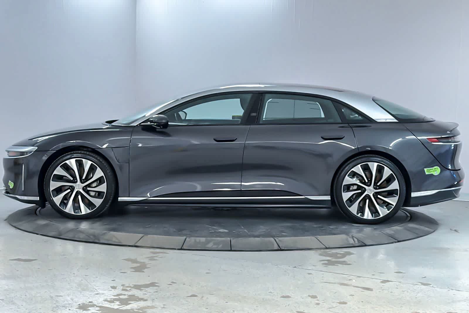 Used 2023 Lucid Air Touring AWD/4WD image 5