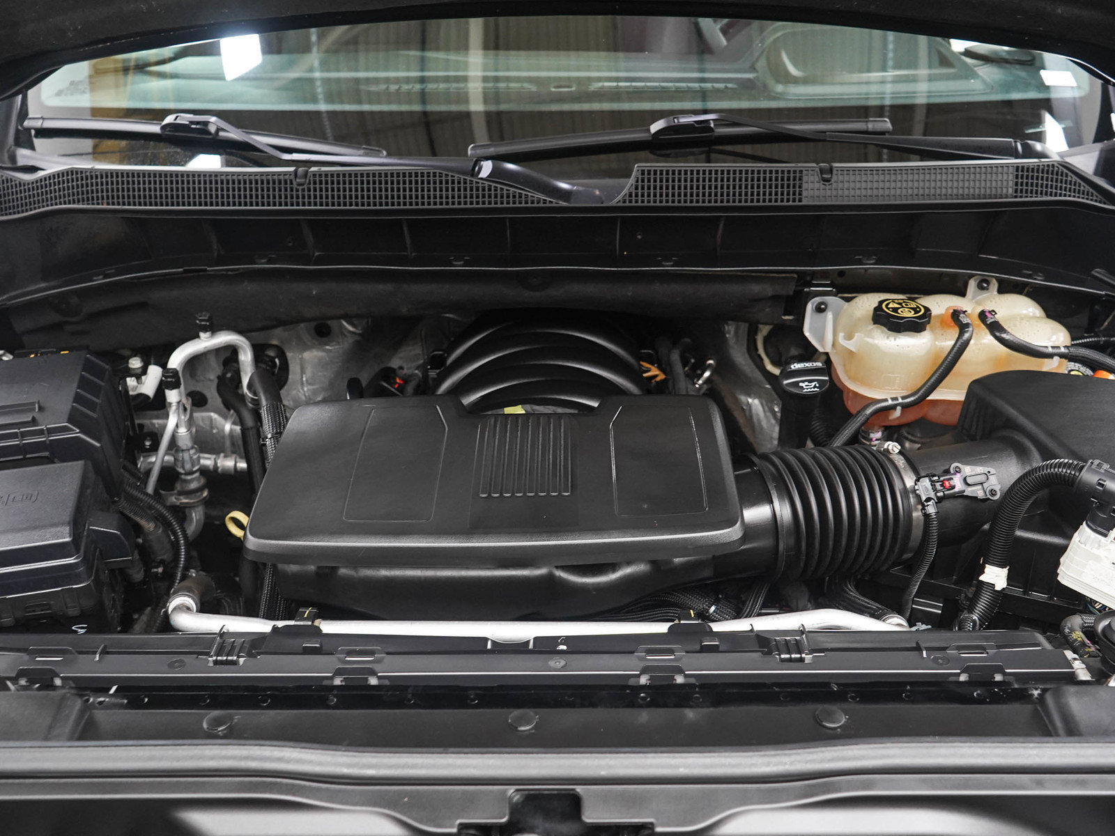 Used 2022 Chevrolet Silverado 1500 RST AWD/4WD image 32