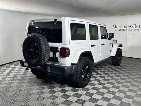 Used 2019 Jeep Wrangler Unlimited Sahara w/ Quick Order Package 24M Moab image 7