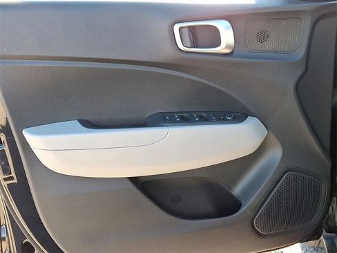 New 2026 Hyundai Venue SEL image 8