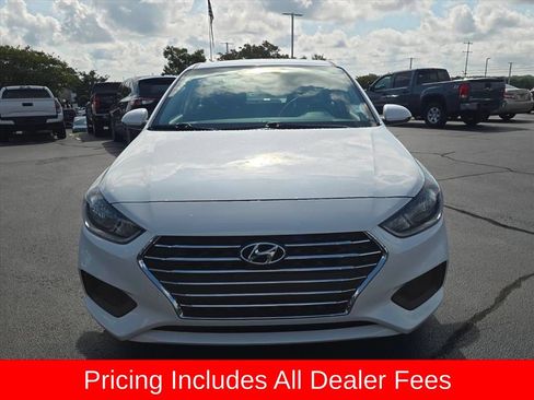 Used 2022 Hyundai Accent SE FWD image 8