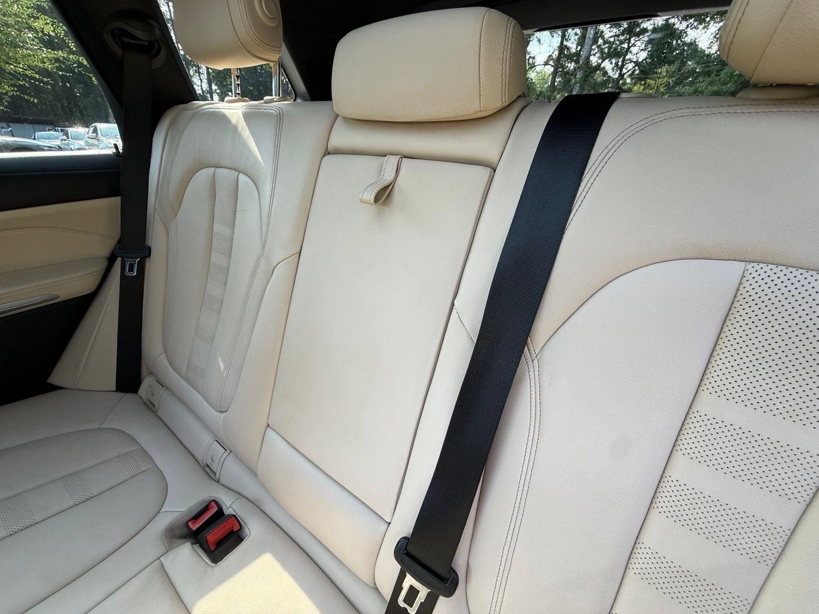 Used 2021 BMW X5 sDrive40i w/ M Sport Package RWD image 37