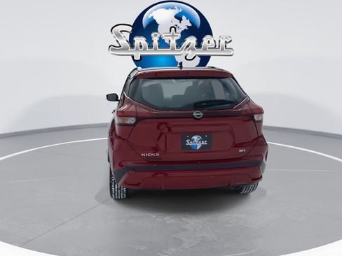 Used 2023 Nissan Kicks SR w/ SR Premium Package image 8
