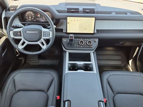 Certified 2025 Land Rover Defender 110 S AWD/4WD image 22