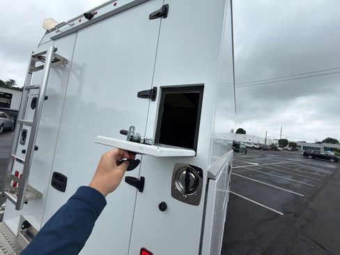 New 2026 Chevrolet Express 3500 w/ Power Convenience Package RWD image 27
