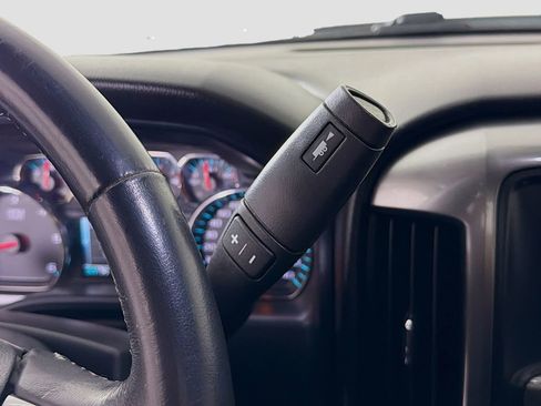 Used 2018 Chevrolet Silverado 1500 LT w/ Texas Edition image 19