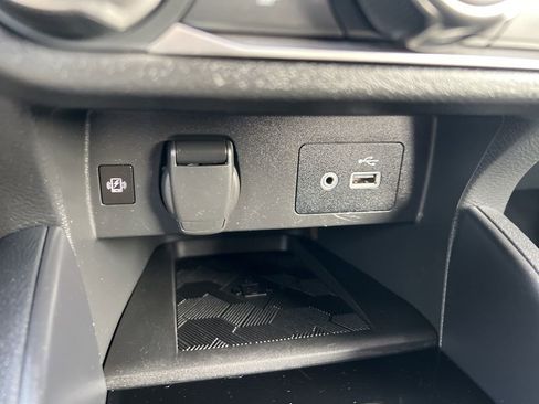 Certified 2023 Nissan Versa SV image 50