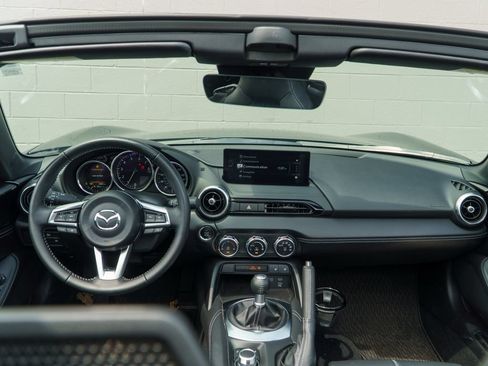 Used 2024 MAZDA MX-5 Miata Grand Touring w/ Weather Package RWD image 20