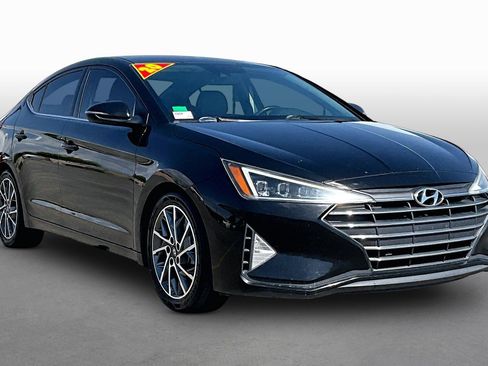 Used 2020 Hyundai Elantra Limited FWD image 10