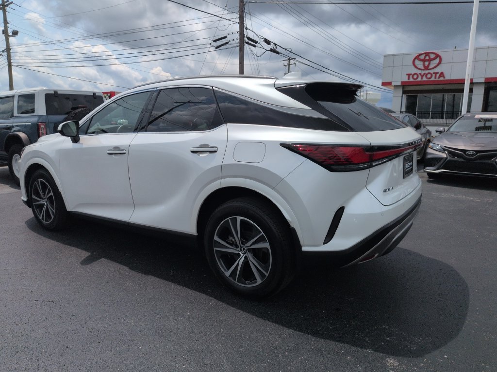 Used 2024 Lexus RX 350 Premium w/ Convenience Package AWD/4WD image 3