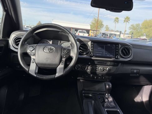 Used 2022 Toyota Tacoma 4x4 Double Cab image 22