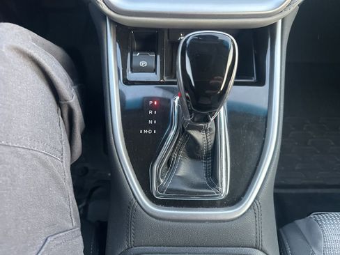 Used 2021 Subaru Outback Premium image 23