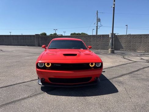 Used 2021 Dodge Challenger R/T Scat Pack RWD image 2
