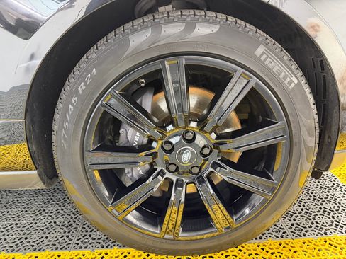 Used 2020 Land Rover Range Rover HSE image 57