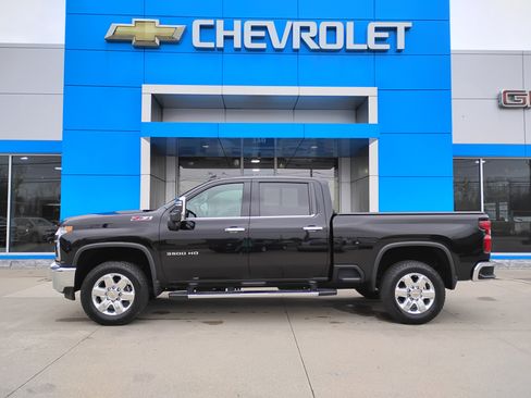 Used 2021 Chevrolet Silverado 3500 LTZ w/ LTZ Plus Package image 32