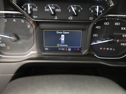Used 2019 GMC Sierra 1500 SLT w/ SLT Premium Package AWD/4WD image 14
