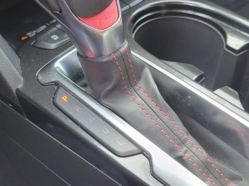 Used 2024 Chevrolet TrailBlazer RS w/ Convenience Package FWD image 30