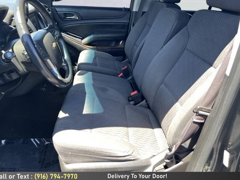 Used 2017 Chevrolet Suburban LS w/ Enhanced Driver Alert Package RWD image 21