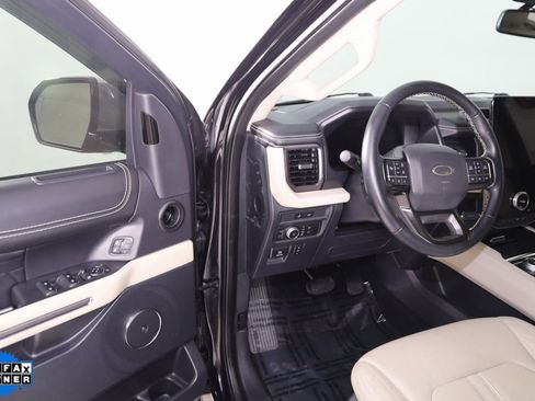 Used 2022 Ford Expedition Platinum image 50