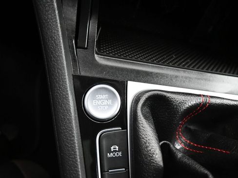 Used 2021 Volkswagen GTI Autobahn image 24