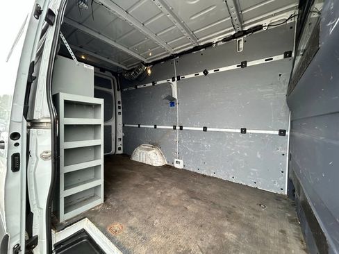 Used 2023 Mercedes-Benz Sprinter 2500 image 16