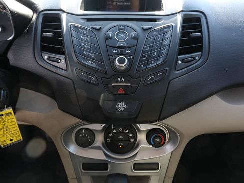 Used 2019 Ford Fiesta SE FWD image 18