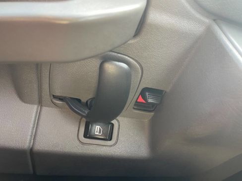 Used 2018 GMC Savana 2500 Extended RWD image 13