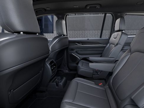 New 2025 Jeep Grand Cherokee L Overland w/ Advanced Protech Group III AWD/4WD image 23
