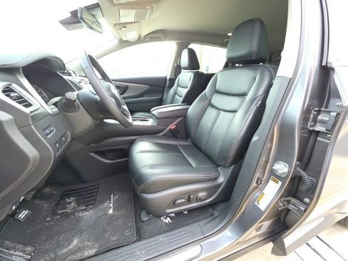 Used 2024 Nissan Murano SV image 13