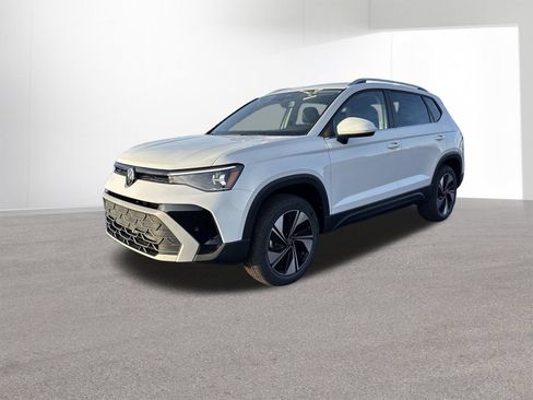 New 2026 Volkswagen Taos SE AWD/4WD image 4