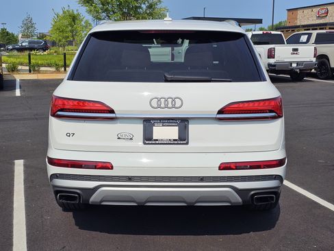 Used 2025 Audi Q7 3.0T Premium Plus AWD/4WD image 11