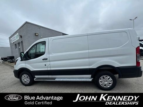 Certified 2025 Ford Transit 250 Low Roof w/ Exterior Upgrade Package RWD image 4