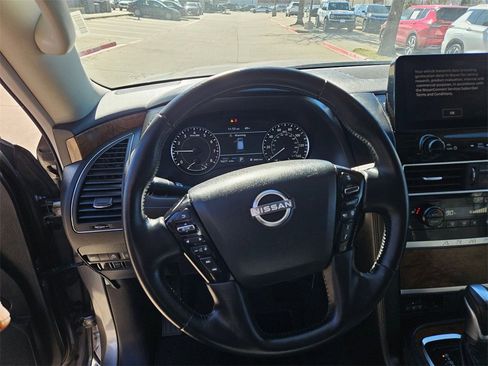 Used 2024 Nissan Armada SL image 18
