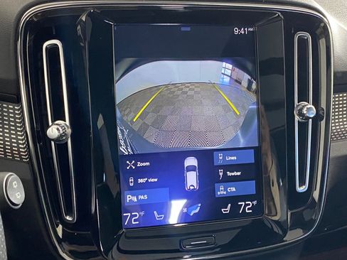 Used 2020 Volvo XC40 T5 R-Design image 26