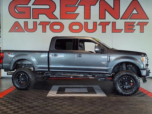 Used 2020 Ford F250 Lariat w/ Lariat Ultimate Package AWD/4WD image 1