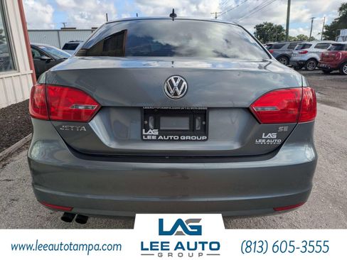 Used 2014 Volkswagen Jetta SE FWD image 4