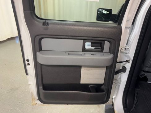 Used 2014 Ford F150 XLT w/ Equipment Group 302A Luxury image 30