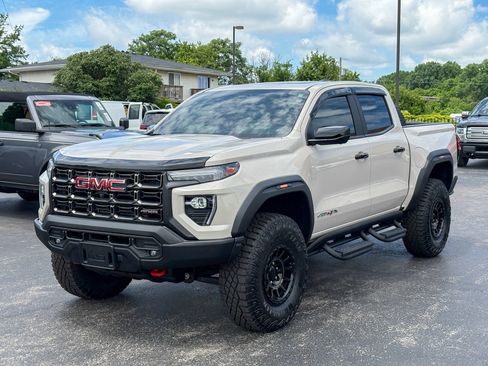 Used 2026 GMC Canyon AT4X w/ AT4X AEV Edition AWD/4WD image 5