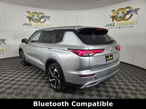 Used 2024 Mitsubishi Outlander SE AWD/4WD image 6