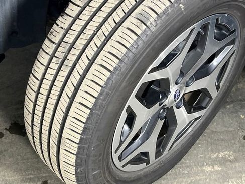 Used 2023 Subaru Forester Premium image 39