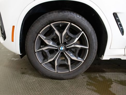 Certified 2023 BMW X3 xDrive30i w/ M Sport Package image 9