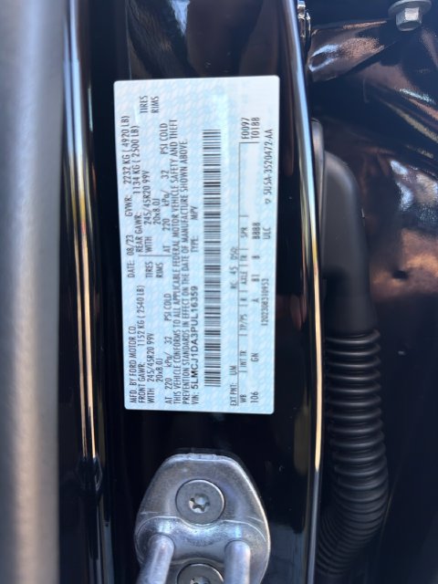 Used 2023 Lincoln Corsair AWD w/ Equipment Group 101A image 36