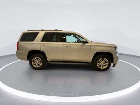 Used 2016 Chevrolet Tahoe LT w/ Luxury Package image 9