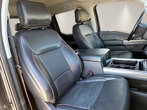 Used 2024 Ford F250 Lariat w/ Lariat Ultimate Package AWD/4WD image 9