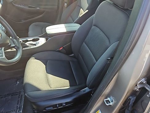 Certified 2025 Chevrolet Malibu LT image 19