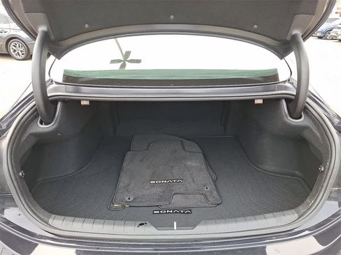 Certified 2025 Hyundai Sonata SE image 29