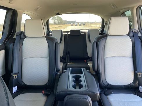 New 2026 Honda Odyssey Elite image 21