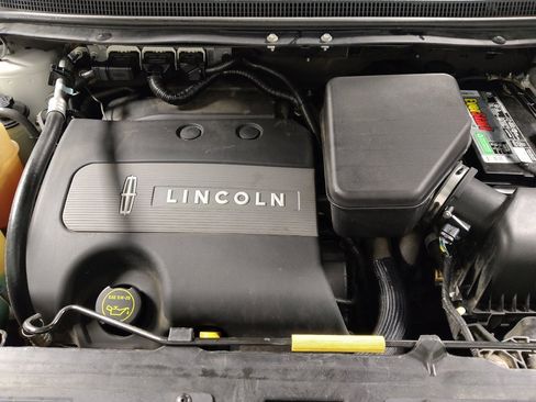 Used 2015 Lincoln MKX FWD w/ Equipment Group 102A image 30