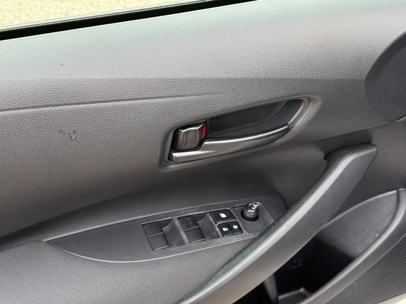 Used 2023 Toyota Corolla LE FWD image 18