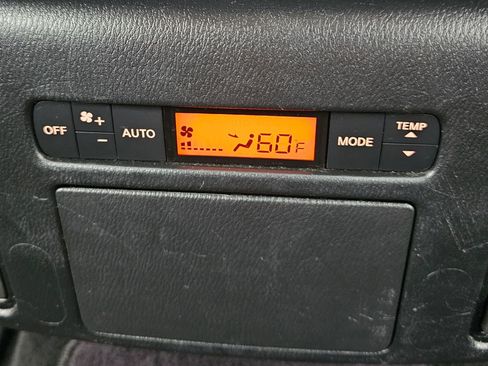 Used 2020 Nissan Armada SL w/ Premium Package image 11